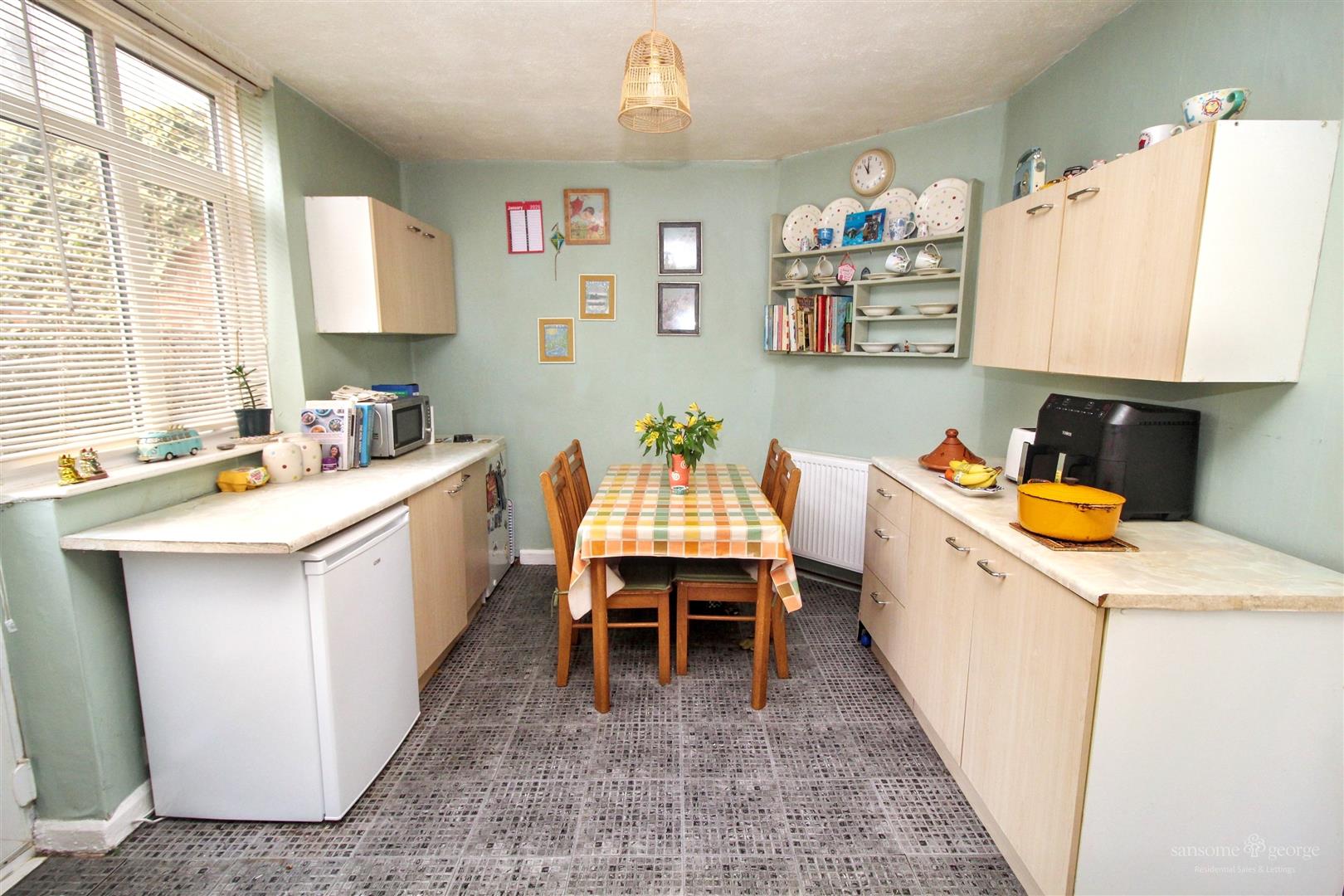 Thirlmere Avenue, Tilehurst, Reading
